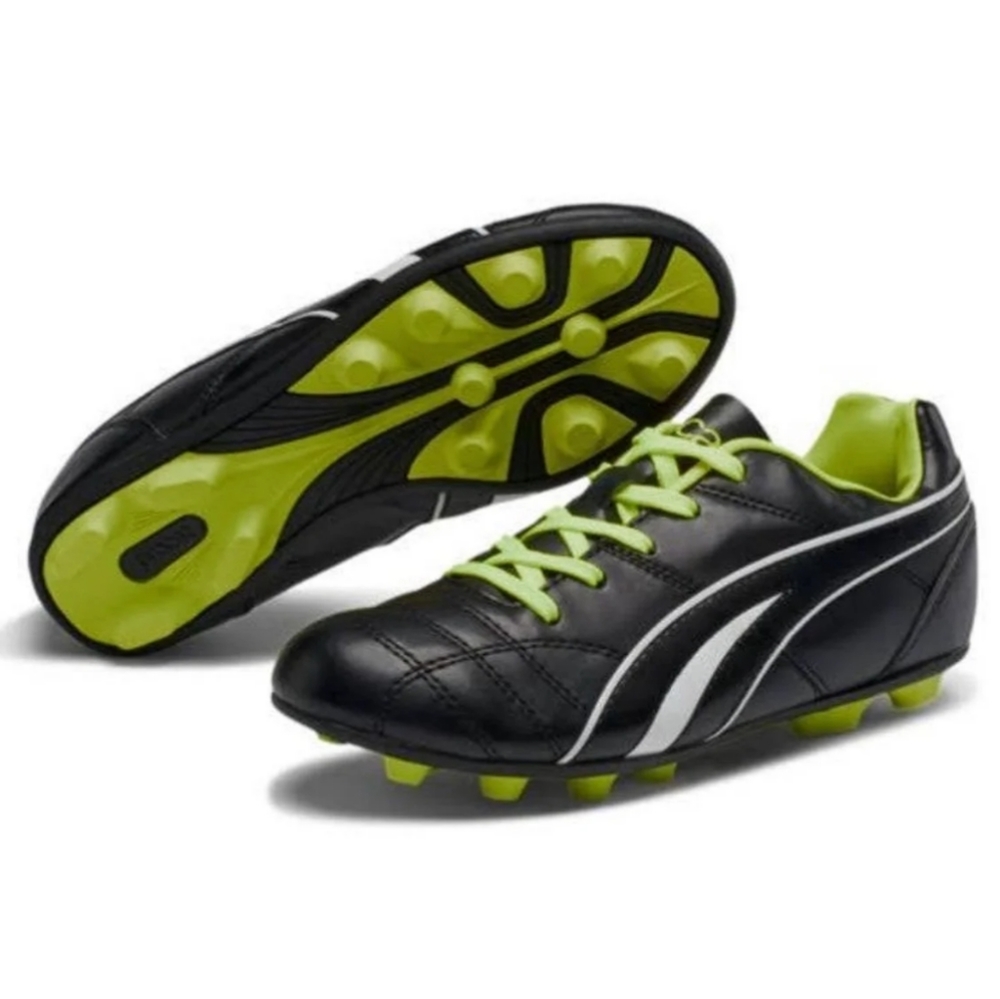 Boys puma cleats